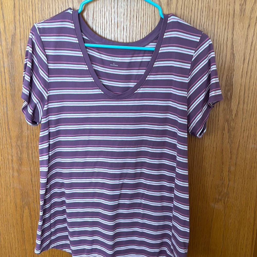 adorable striped t shirt
